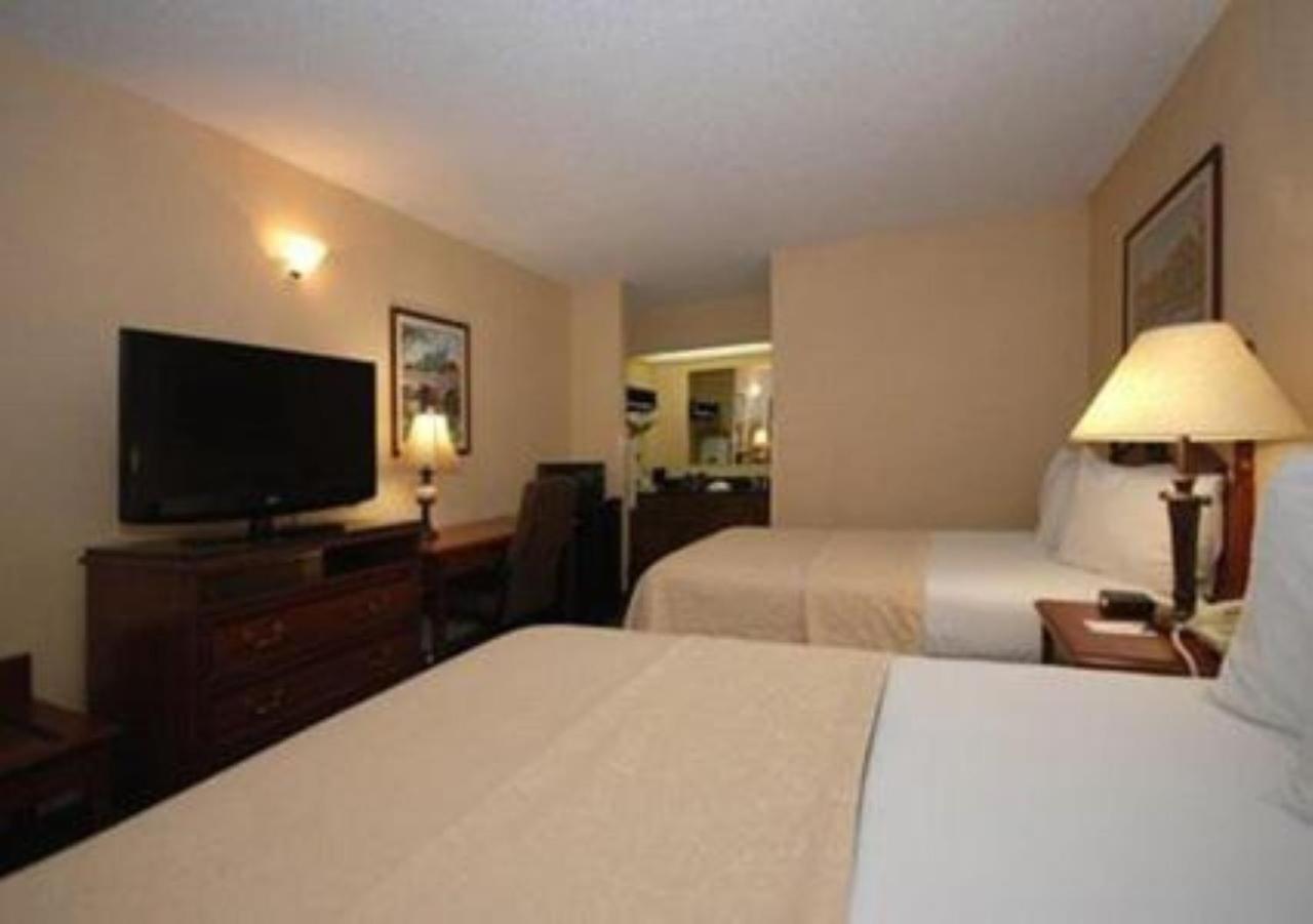 ביינברידג' Quality Inn מראה חיצוני תמונה