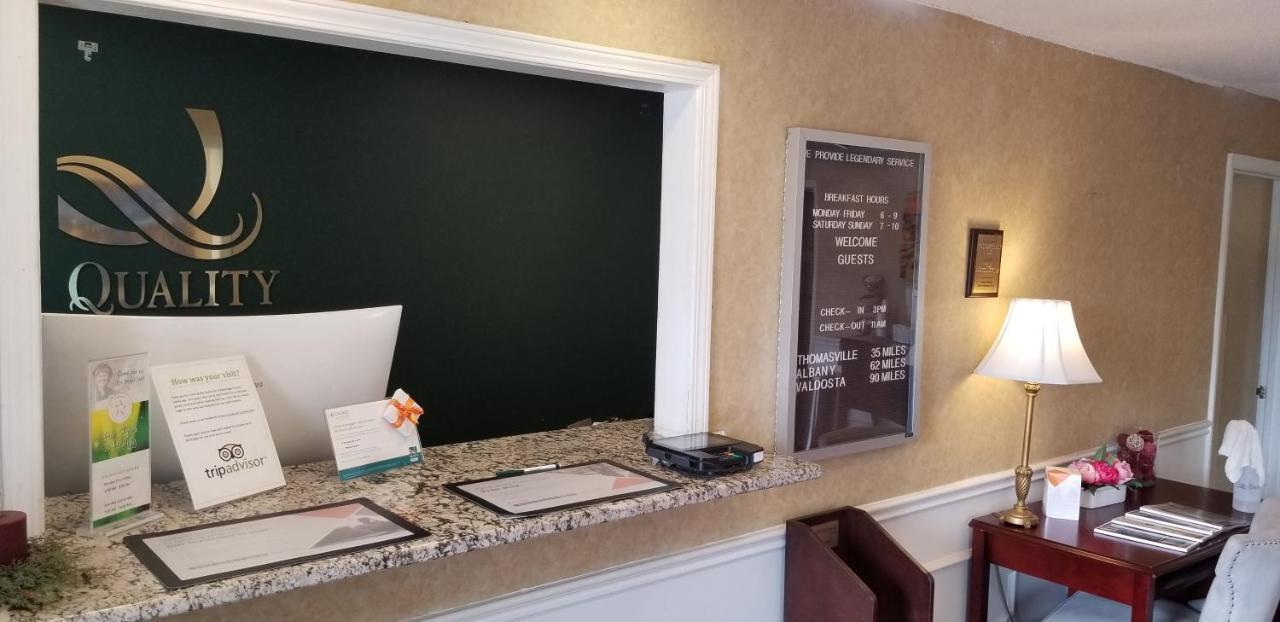ביינברידג' Quality Inn מראה חיצוני תמונה