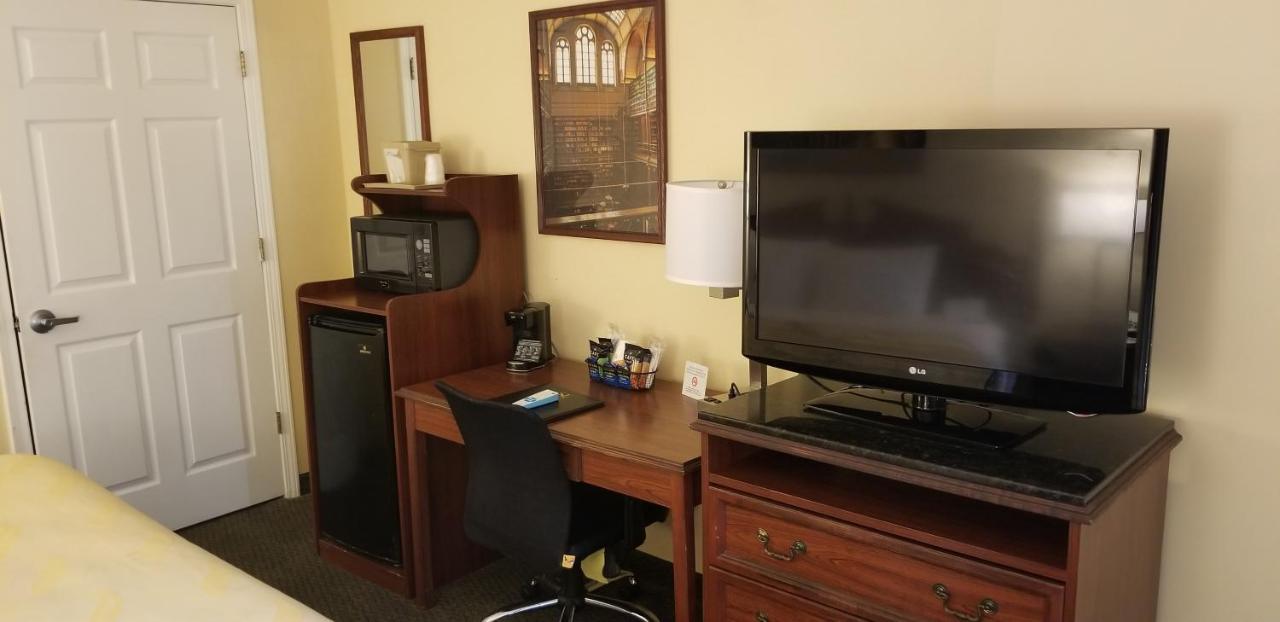 ביינברידג' Quality Inn מראה חיצוני תמונה